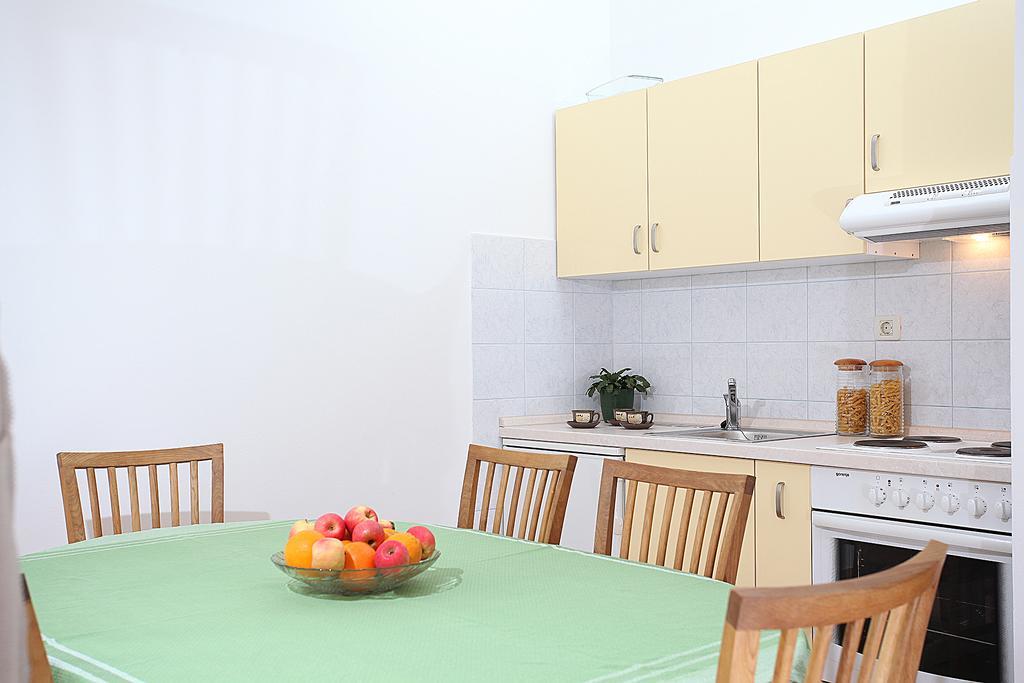 Apartment Mileta Makarska Exterior photo